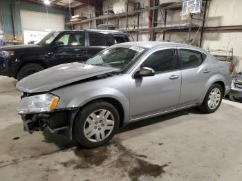  Salvage Dodge Avenger