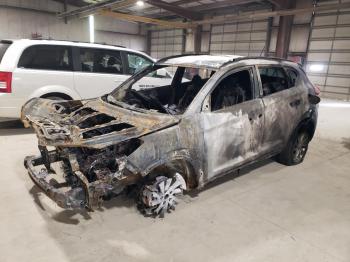  Salvage Hyundai TUCSON