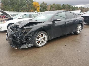  Salvage Nissan Maxima