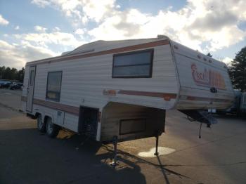  Salvage Exce 5th Wheel