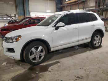  Salvage Volkswagen Touareg