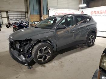  Salvage Hyundai TUCSON