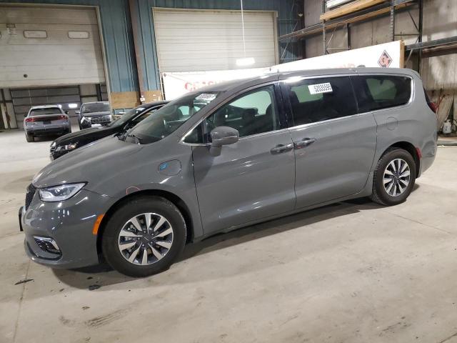  Salvage Chrysler Pacifica