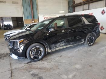  Salvage Kia Carnival