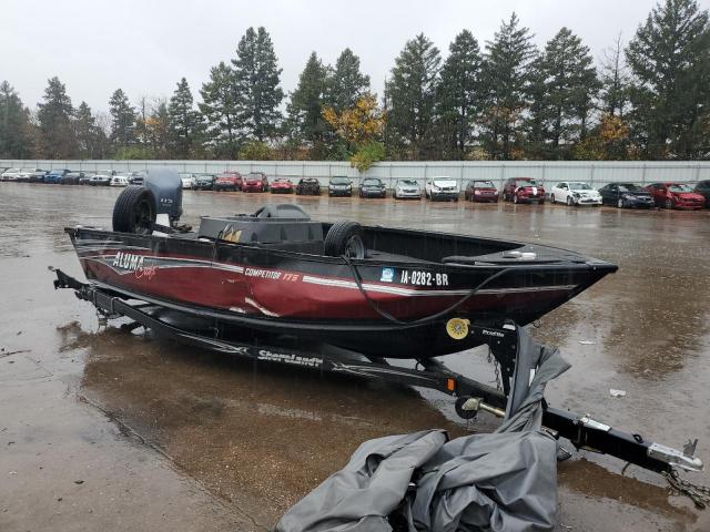  Salvage Alumacraft Boat