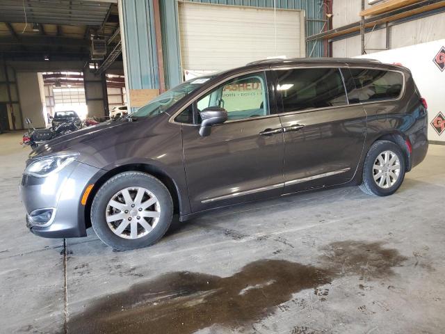  Salvage Chrysler Pacifica