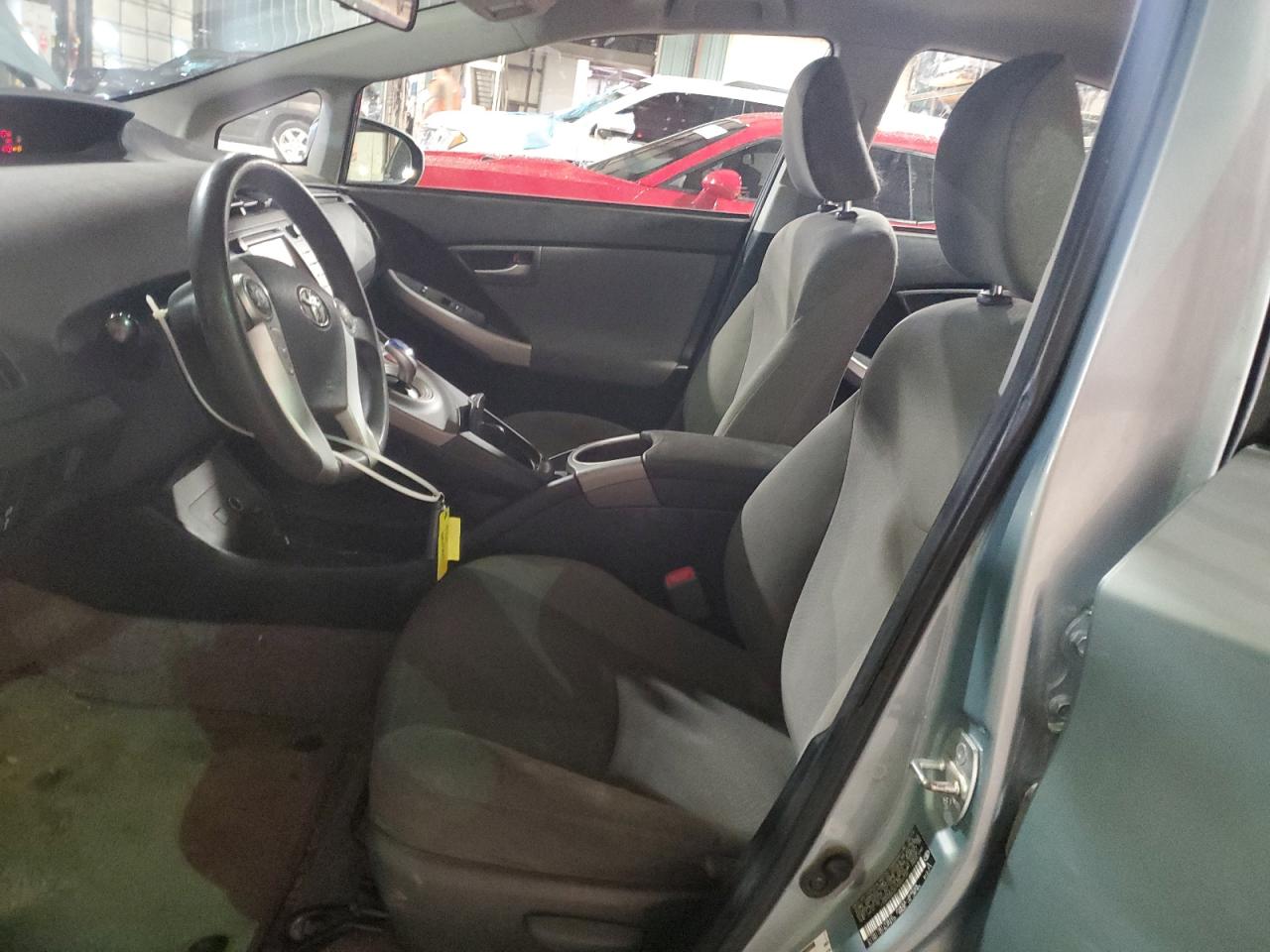 Toyota Prius Image 9