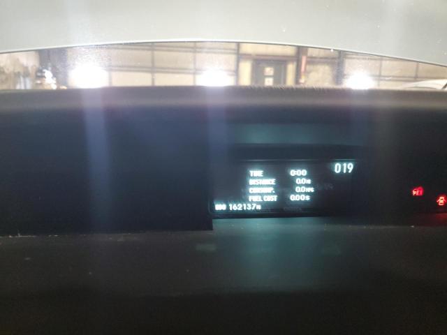 Toyota Prius Image 13