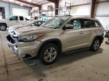  Salvage Toyota Highlander