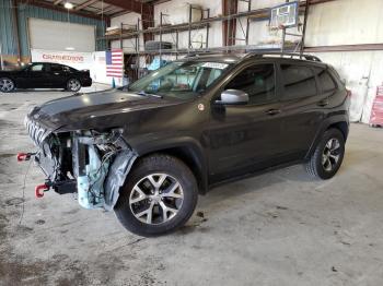  Salvage Jeep Cherokee