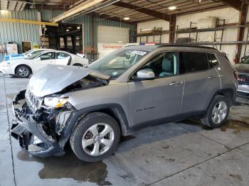  Salvage Jeep Compass