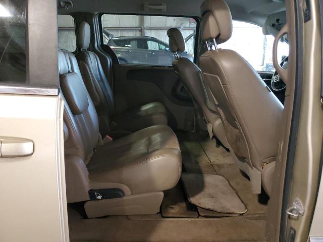 Chrysler Minivan Touring L Image 7