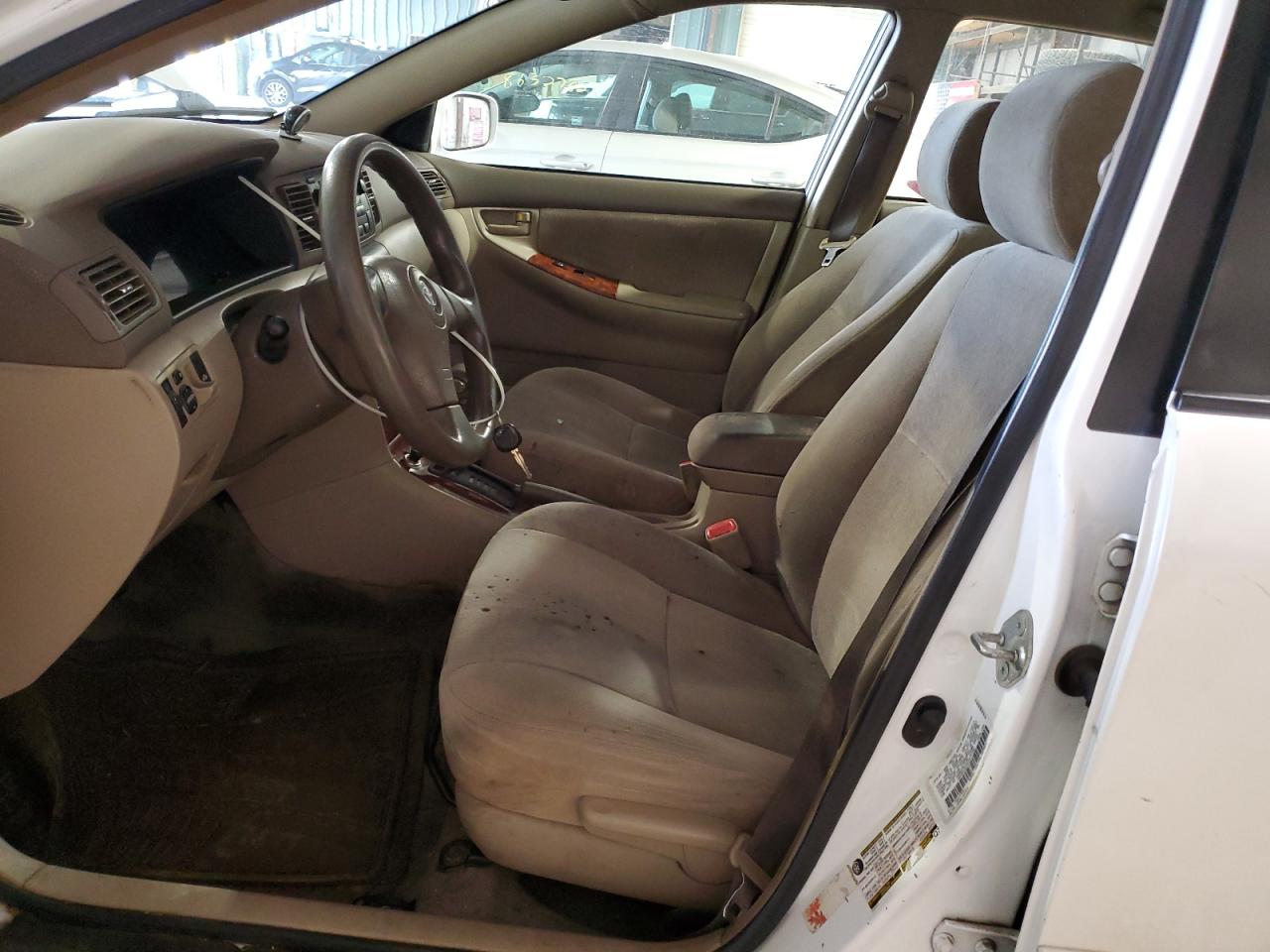 Toyota Corolla Ce Image 4