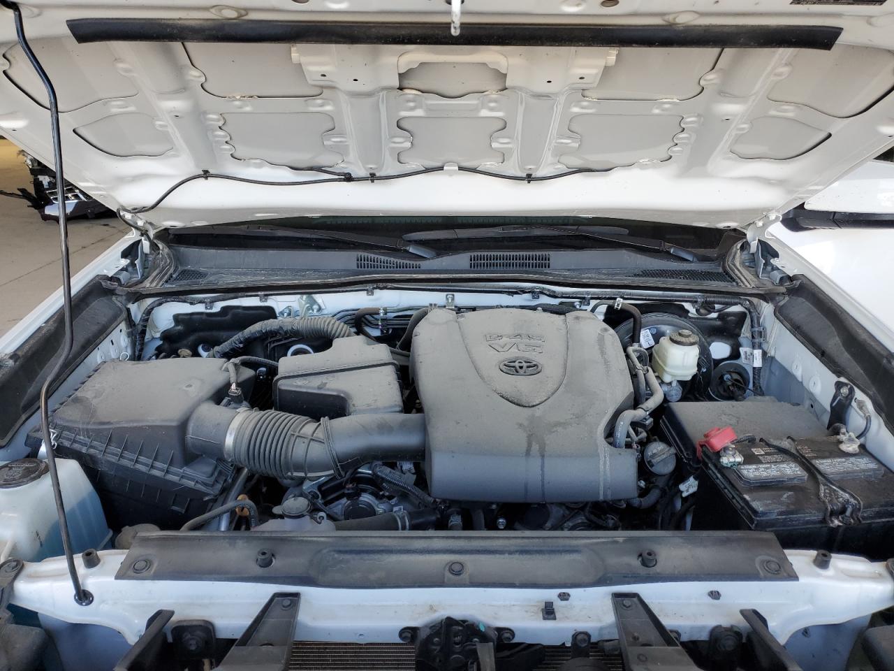 Toyota Tacoma Double Cab Image 7