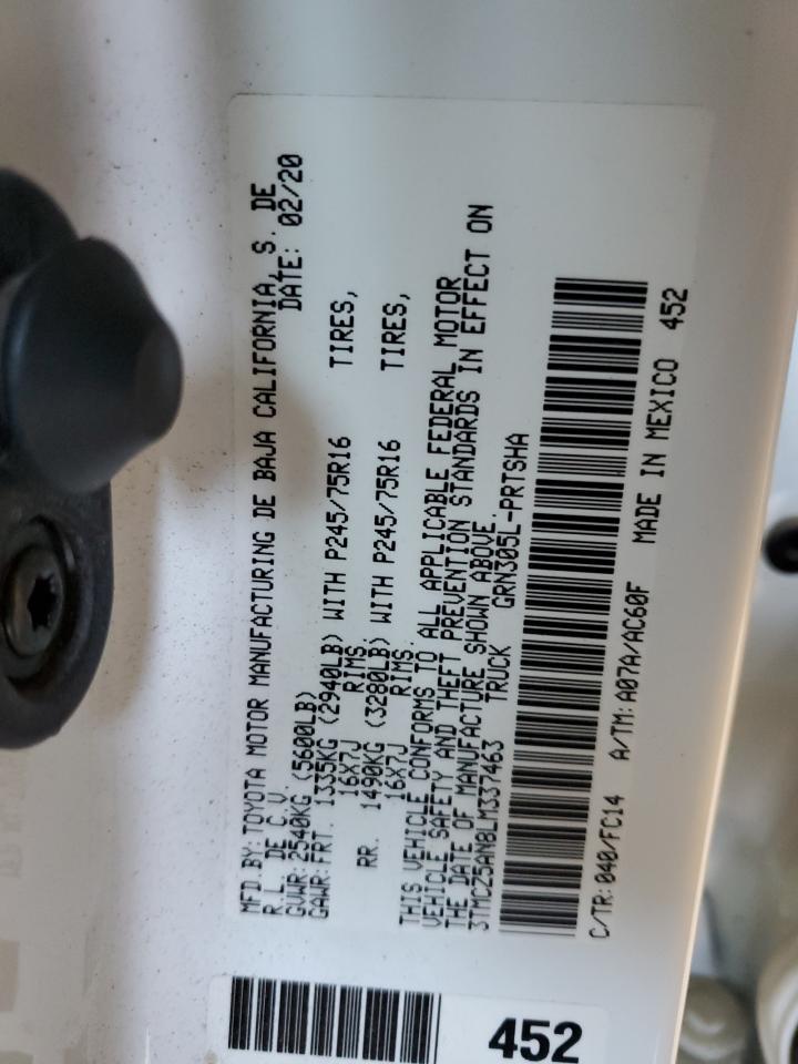 Toyota Tacoma Double Cab Image 10