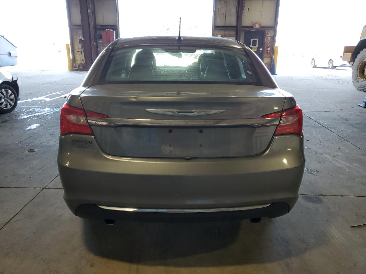 Chrysler 200 Limited Image 11