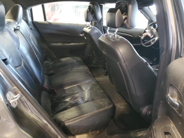 Chrysler 200 Limited Image 10