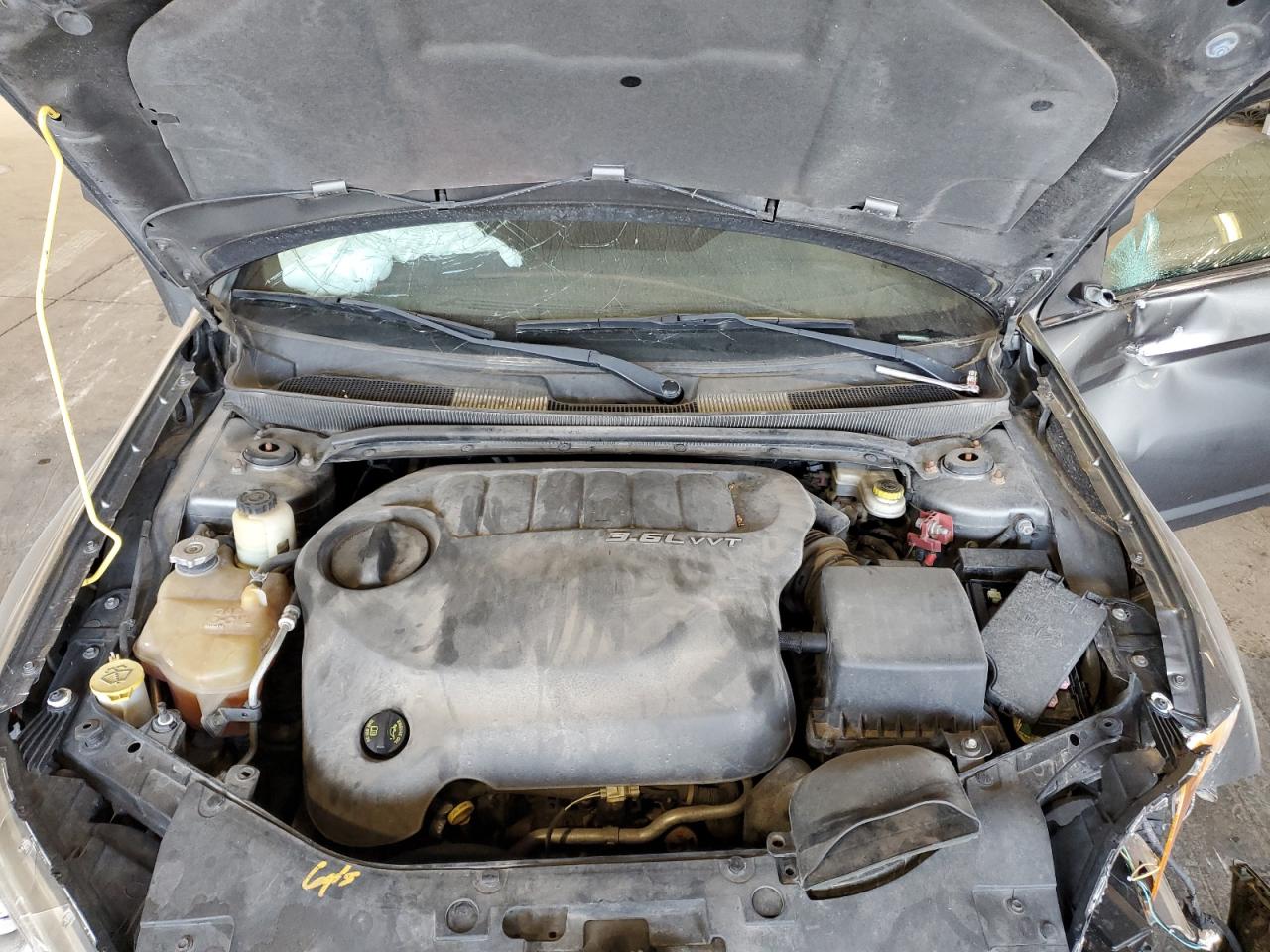 Chrysler 200 Limited Image 7