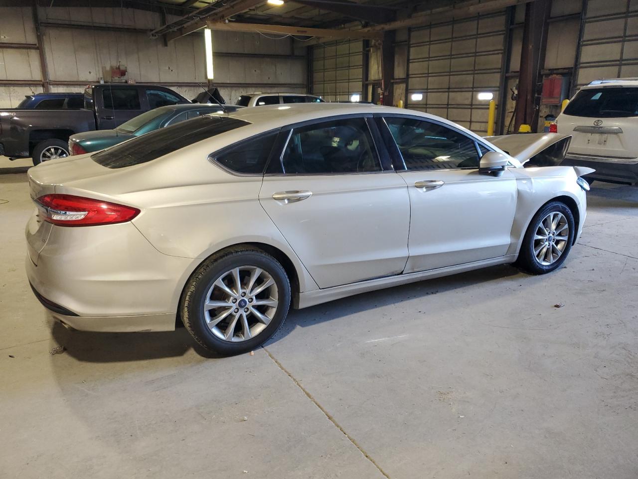 Ford Fusion Se Image 3
