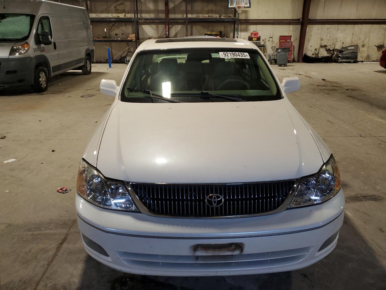 Toyota Avalon Xl Image 5