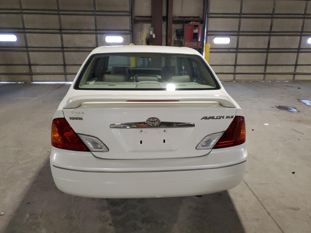 Toyota Avalon Xl Image 7