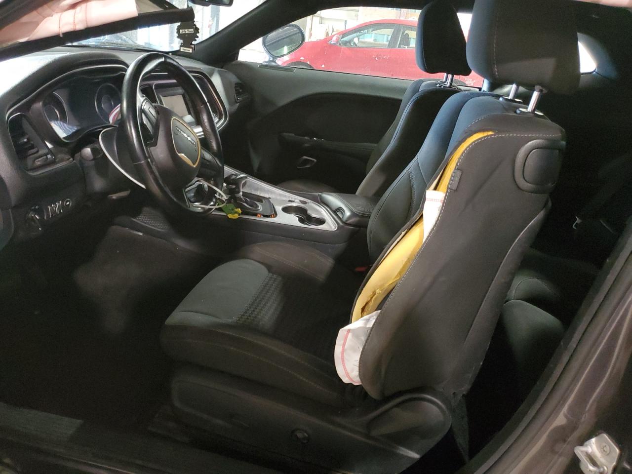 Dodge Challenger Sxt Image 7