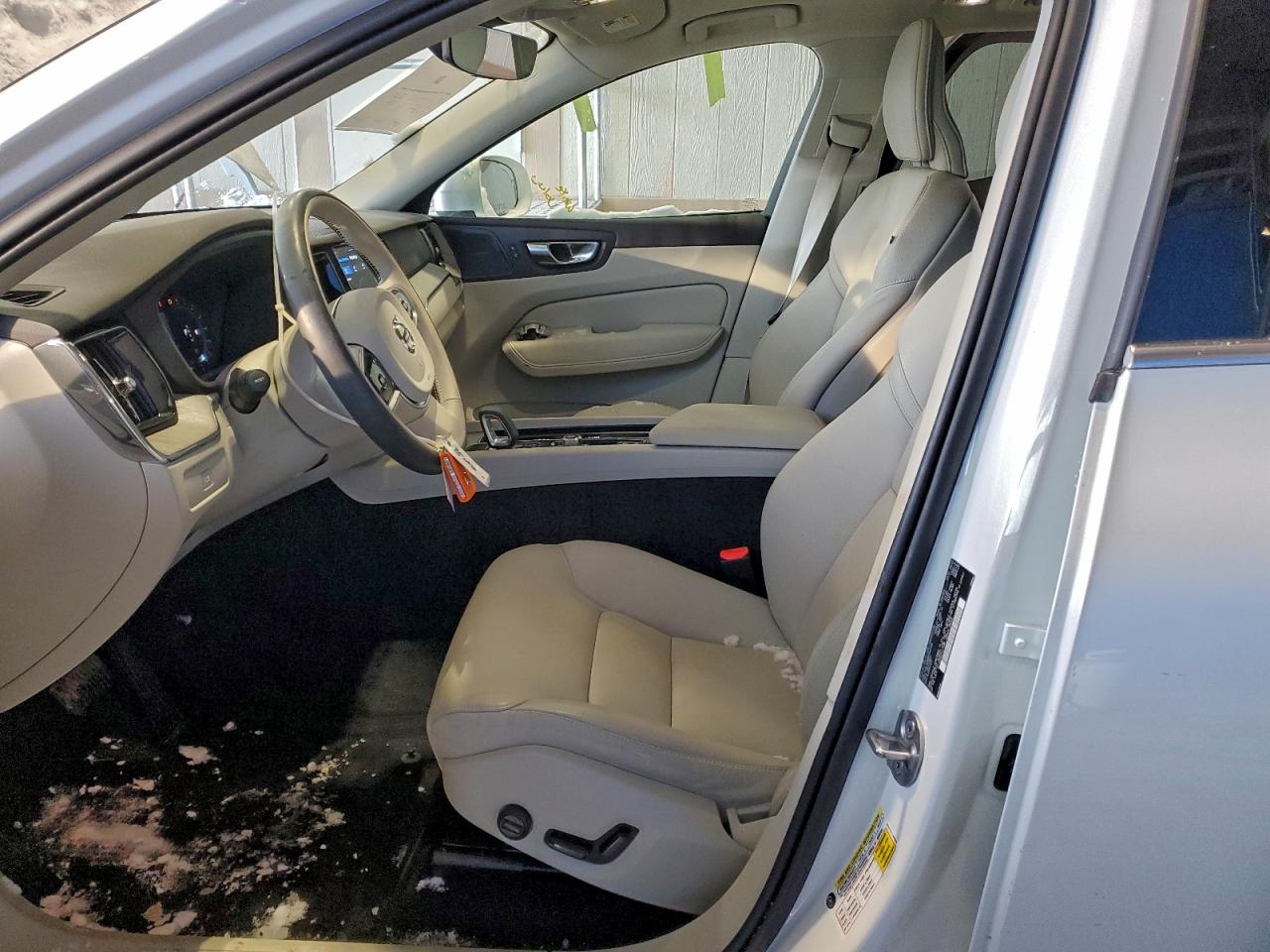 Volvo Xc60 Plus Plus Image 13