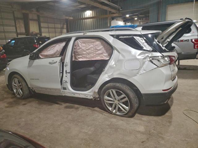 Chevrolet Equinox Premier Image 3