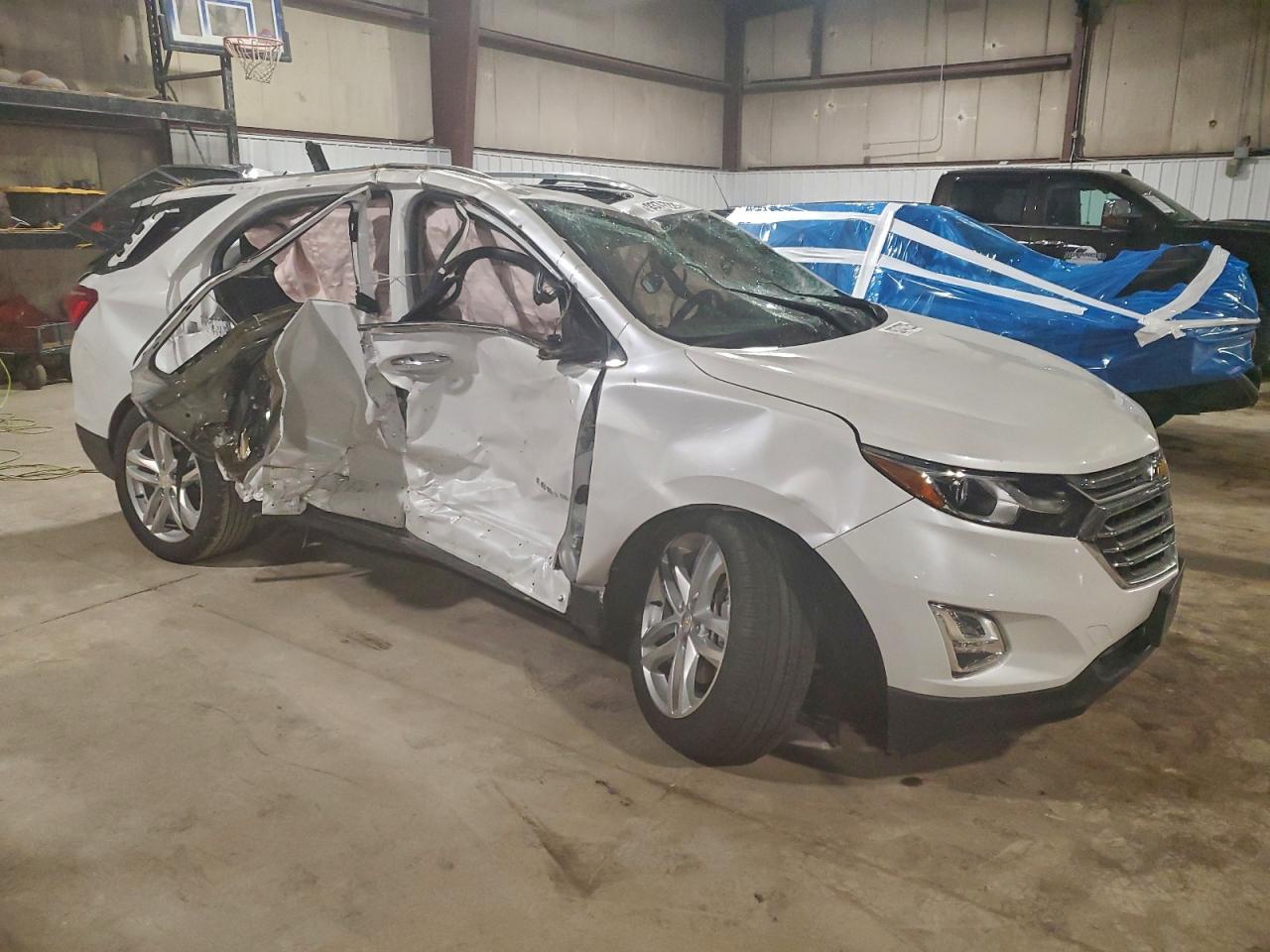 Chevrolet Equinox Premier Image 5