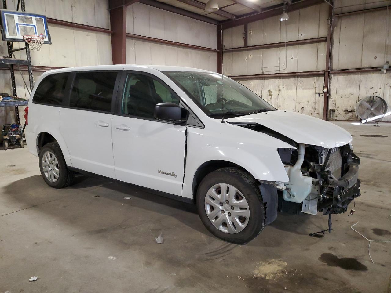 Dodge Caravan Se Image 3