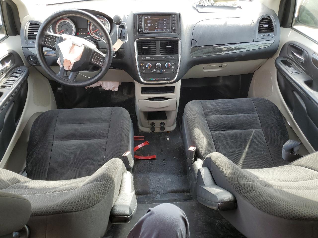 Dodge Caravan Se Image 11