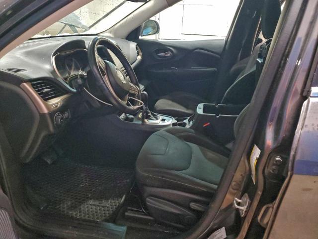 Jeep Grand Cherokee Latitude Image 9