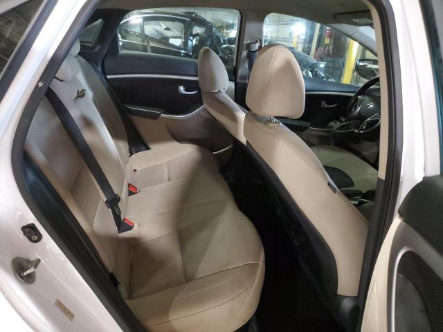 Hyundai ELANTRA Image 6