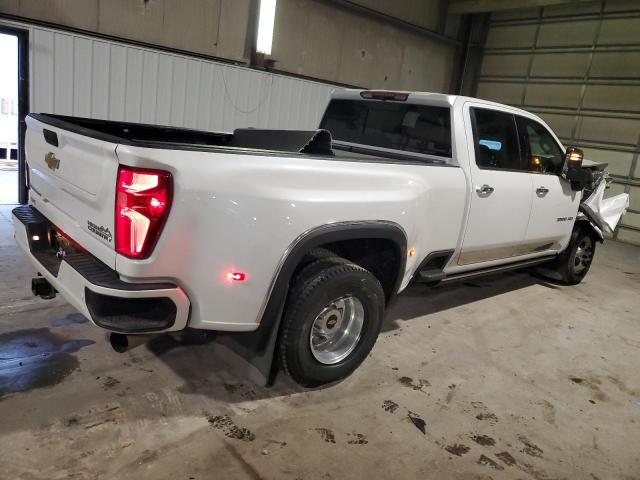 Chevrolet Silverado K3500 High Country Image 10