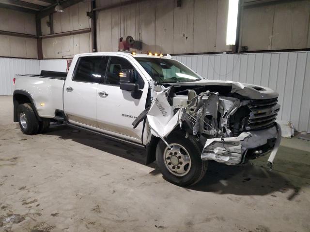 Chevrolet Silverado K3500 High Country Image 11