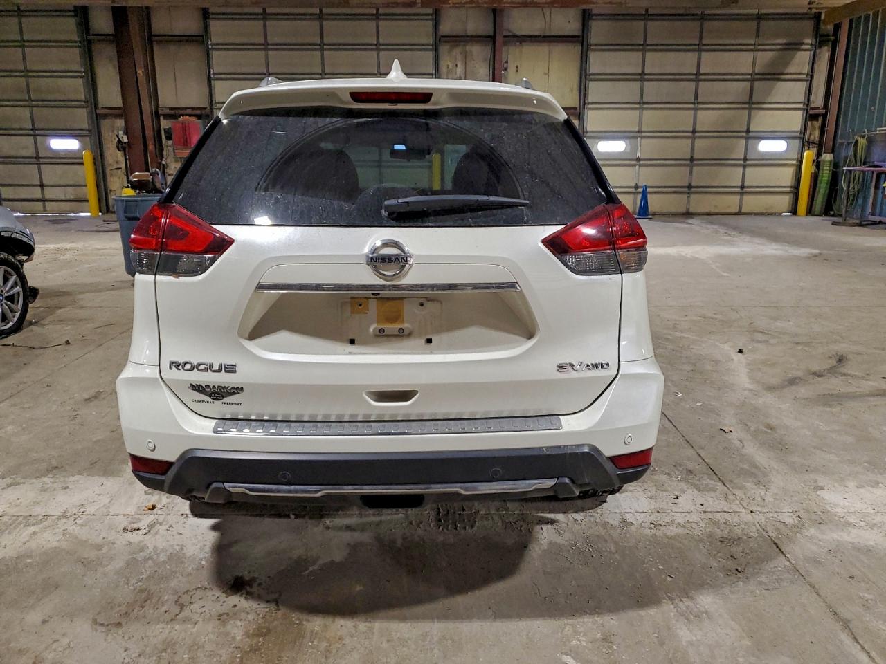 Nissan Rogue S Image 5