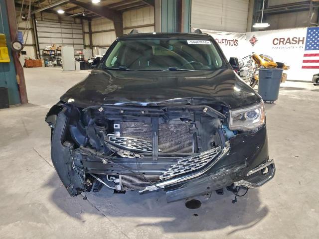 GMC Acadia Denali Image 7