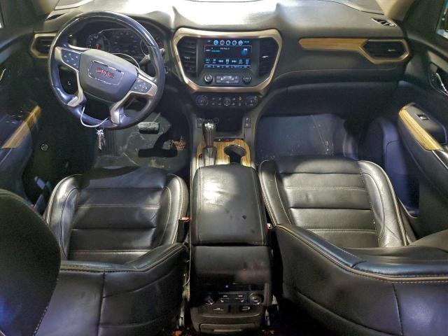 GMC Acadia Denali Image 2