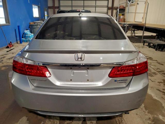 Honda Accord Touring Hybrid Image 8