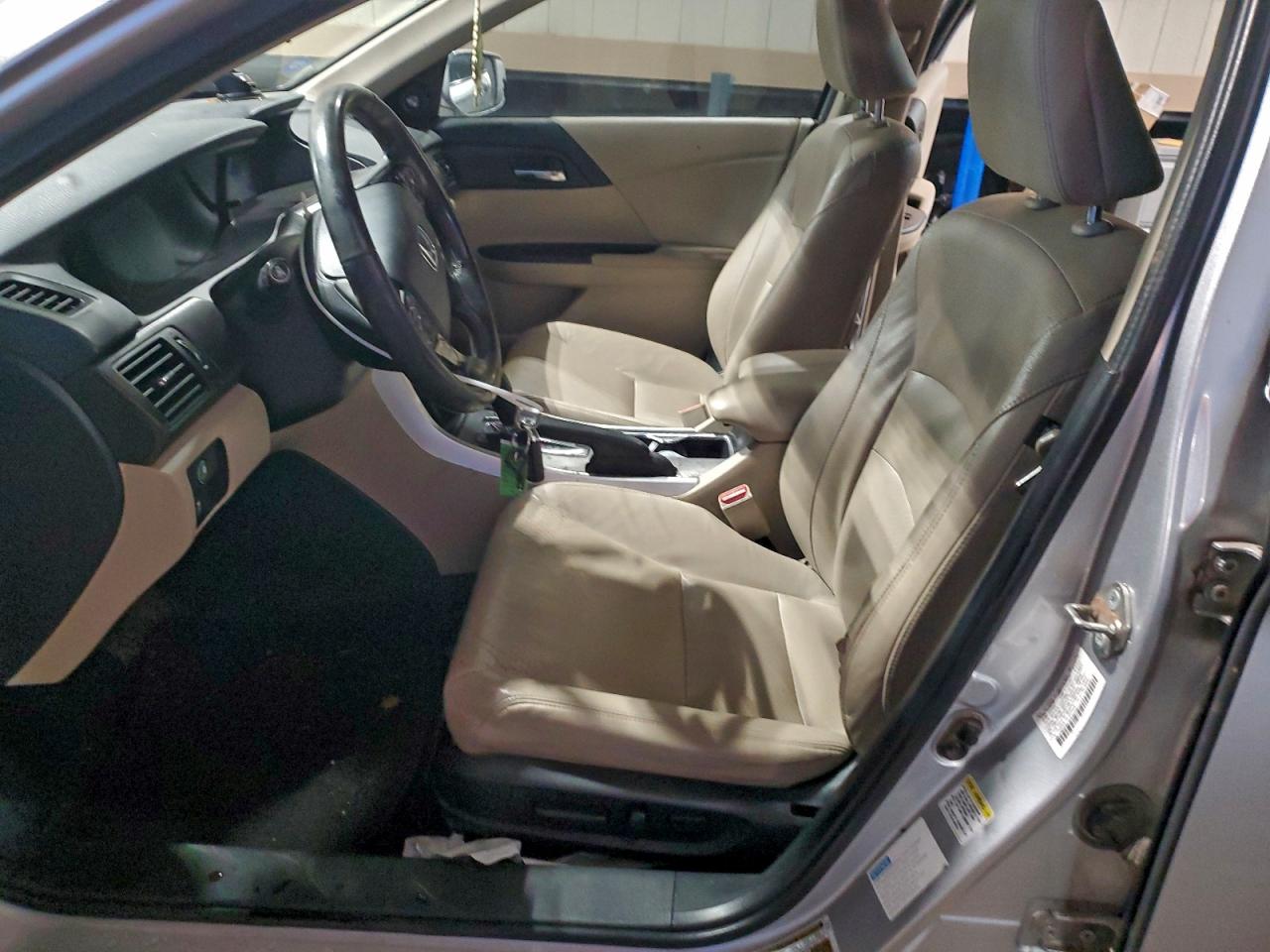 Honda Accord Touring Hybrid Image 10