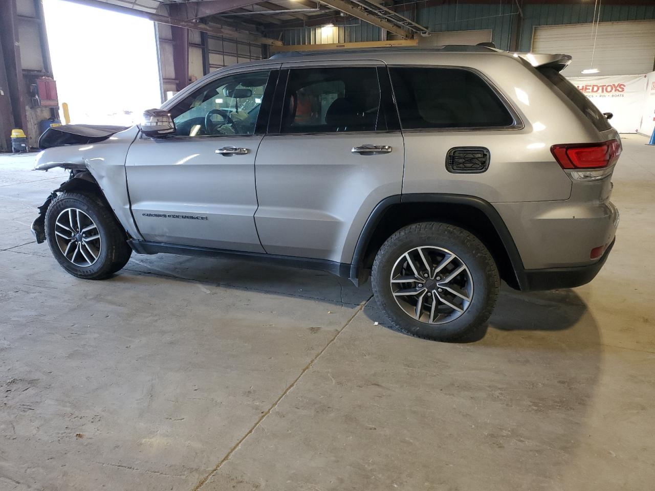 Jeep Grand Cherokee Limited Image 2