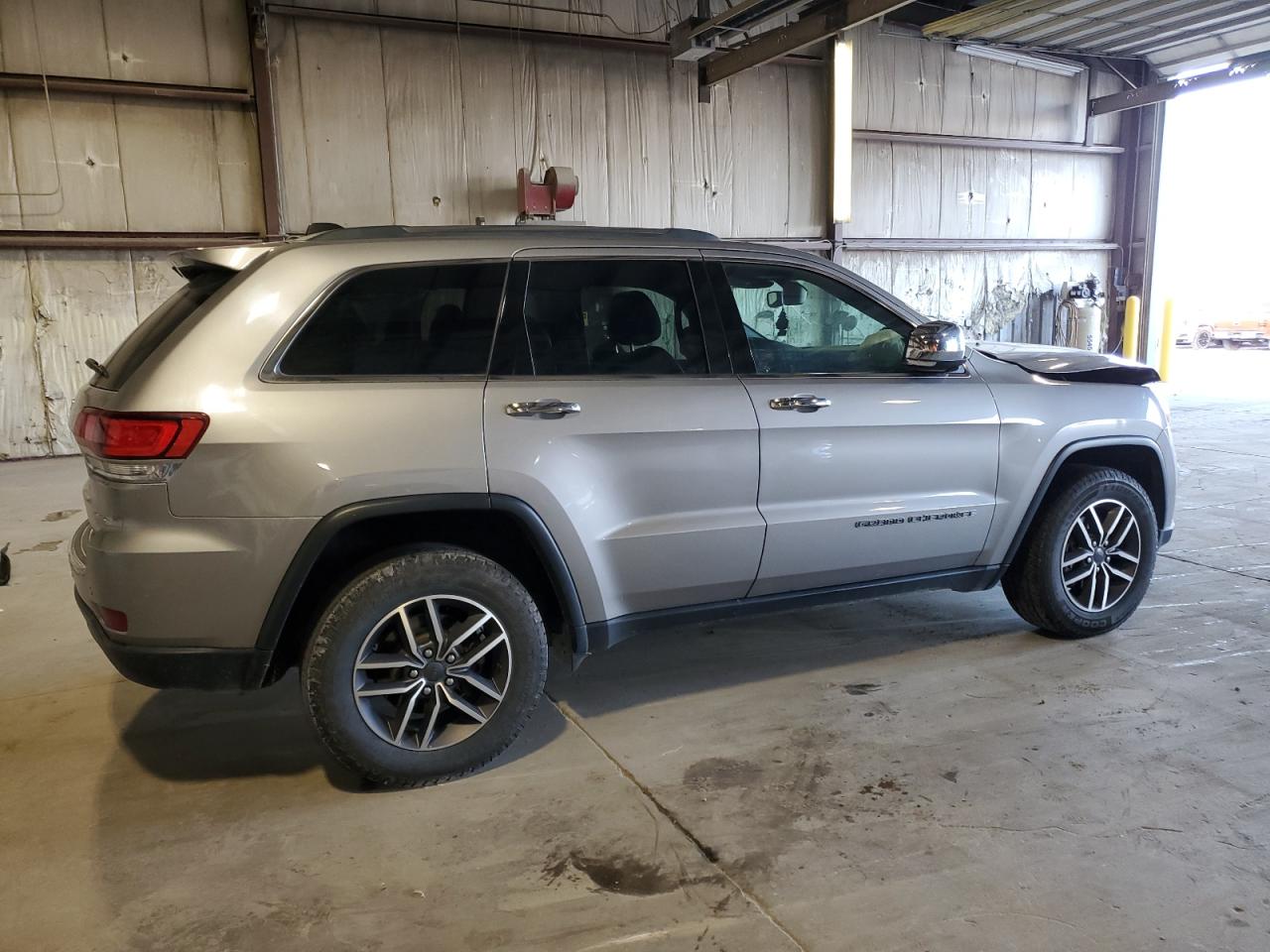 Jeep Grand Cherokee Limited Image 3