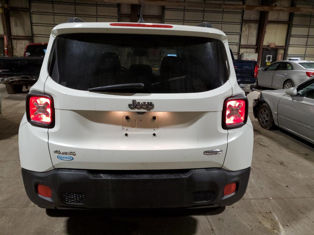 Jeep Renegade Latitude Image 5