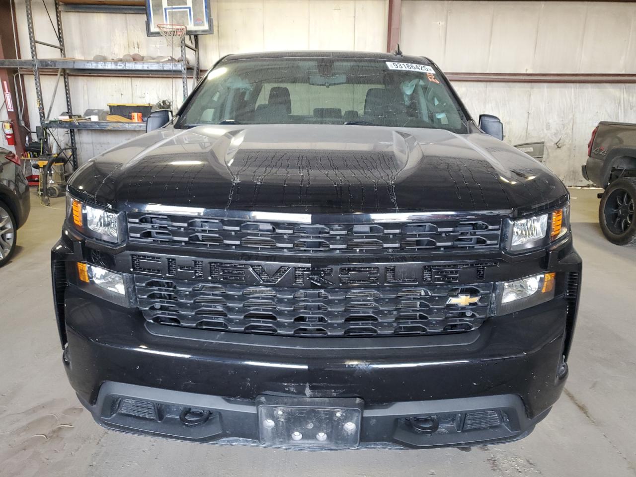 Chevrolet Silverado K1500 Custom Image 10
