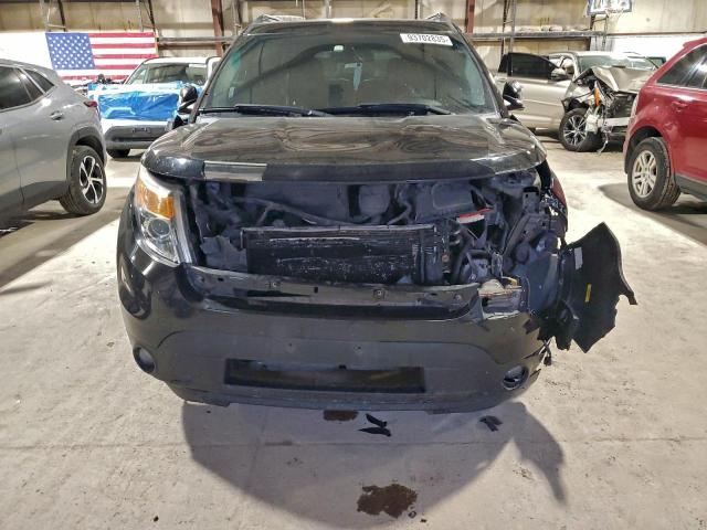 Ford Explorer Limited Image 12