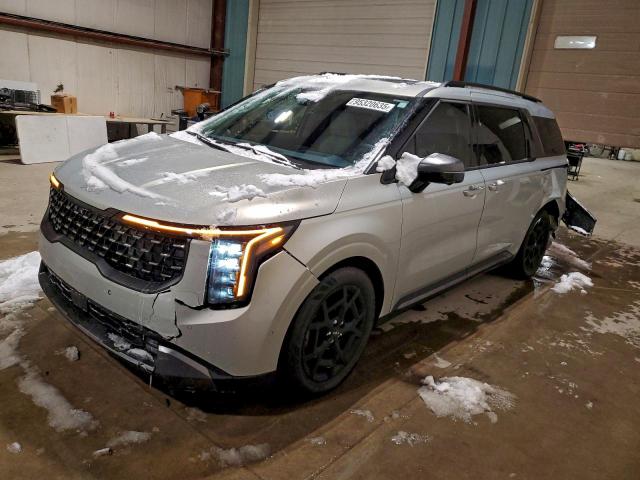  Salvage Kia Carnival