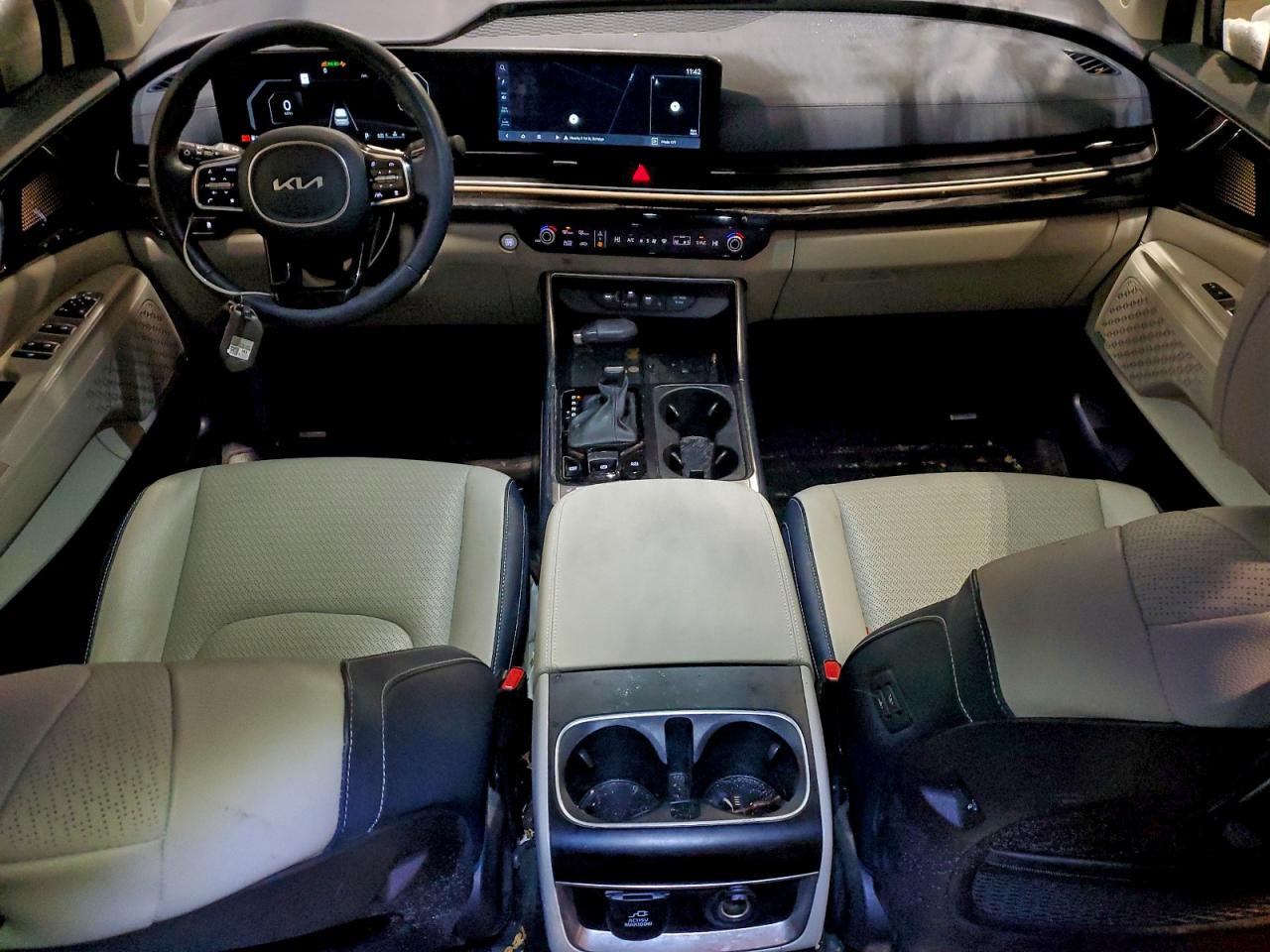 Kia Carnival Sx Image 11