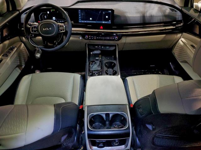 Kia Carnival Sx Image 11