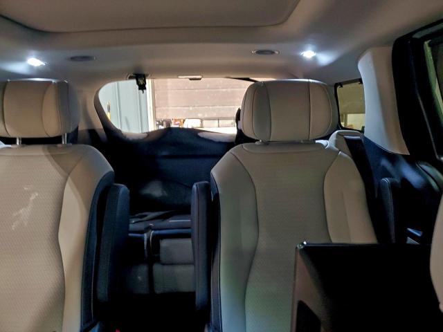 Kia Carnival Sx Image 12