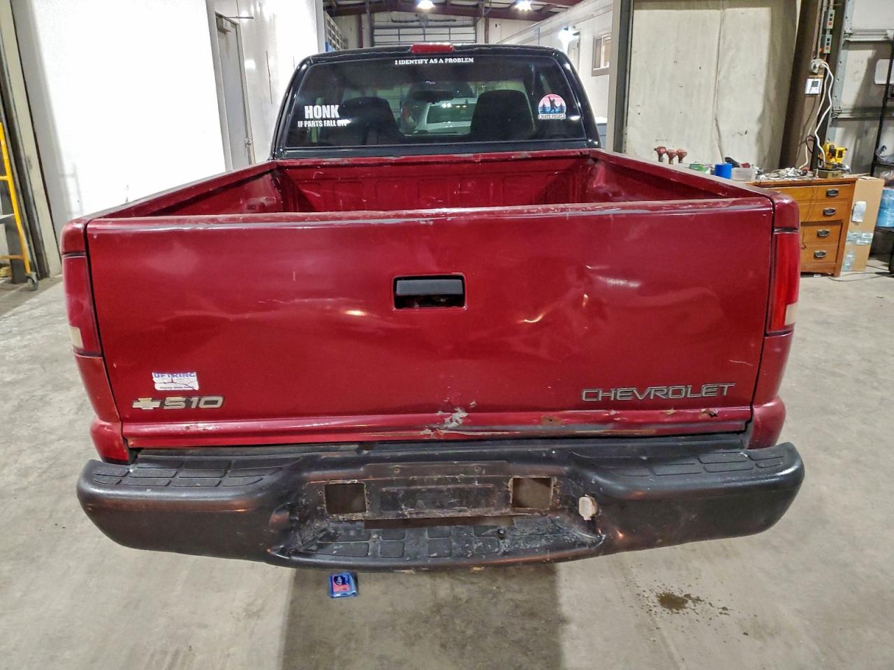 Chevrolet S-10 S10 Image 9